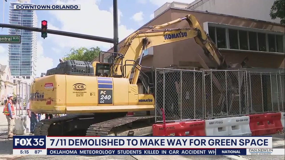 Demolition of former 7-Eleven store to allow for expansion of Lake Eola Park